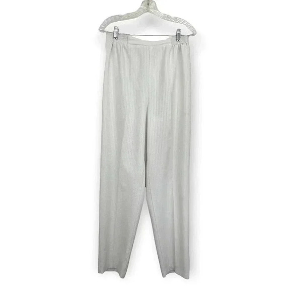 VTG Bend Over Levi's Women's White Slacks Trousers Medium Elastic Waist - Picture 1 of 9